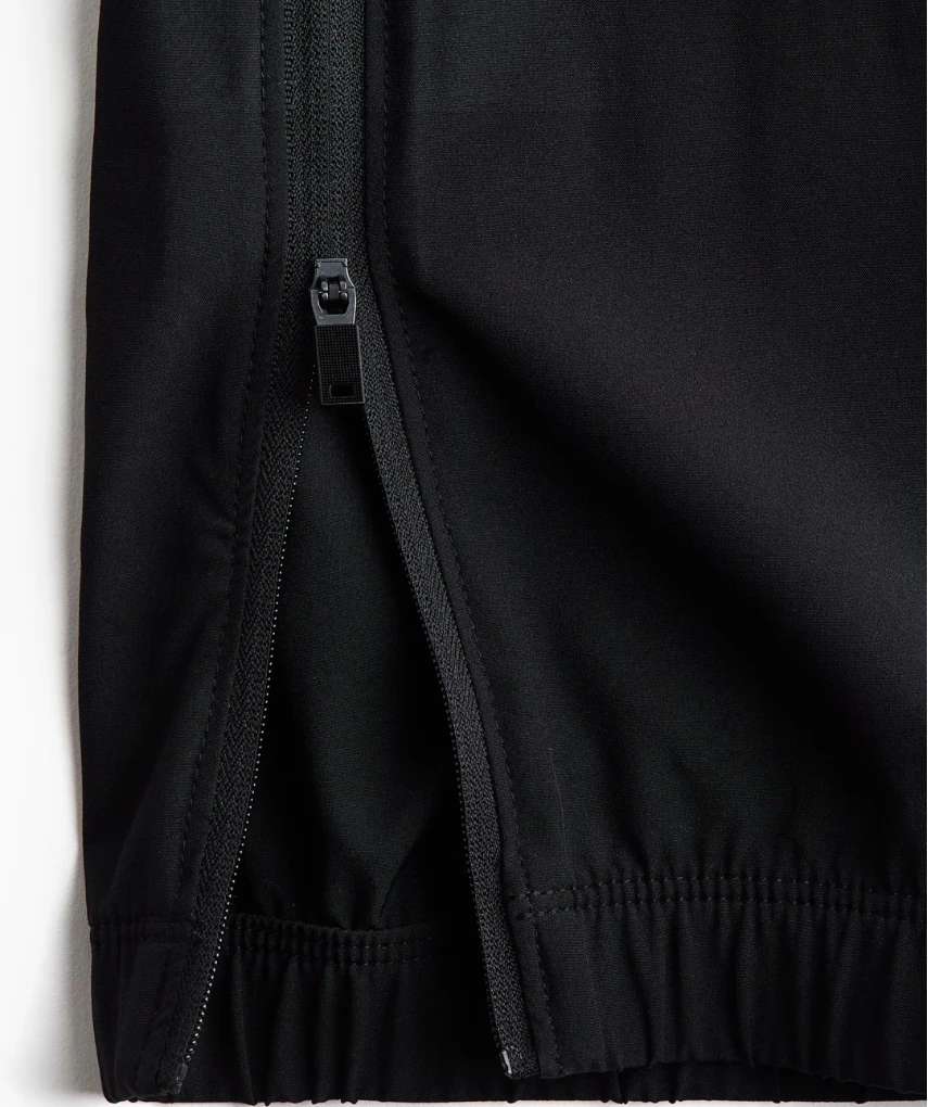 Essential Air Cool Ankle Zip Jogger Essential Air Cool Ankle Zip Jogger